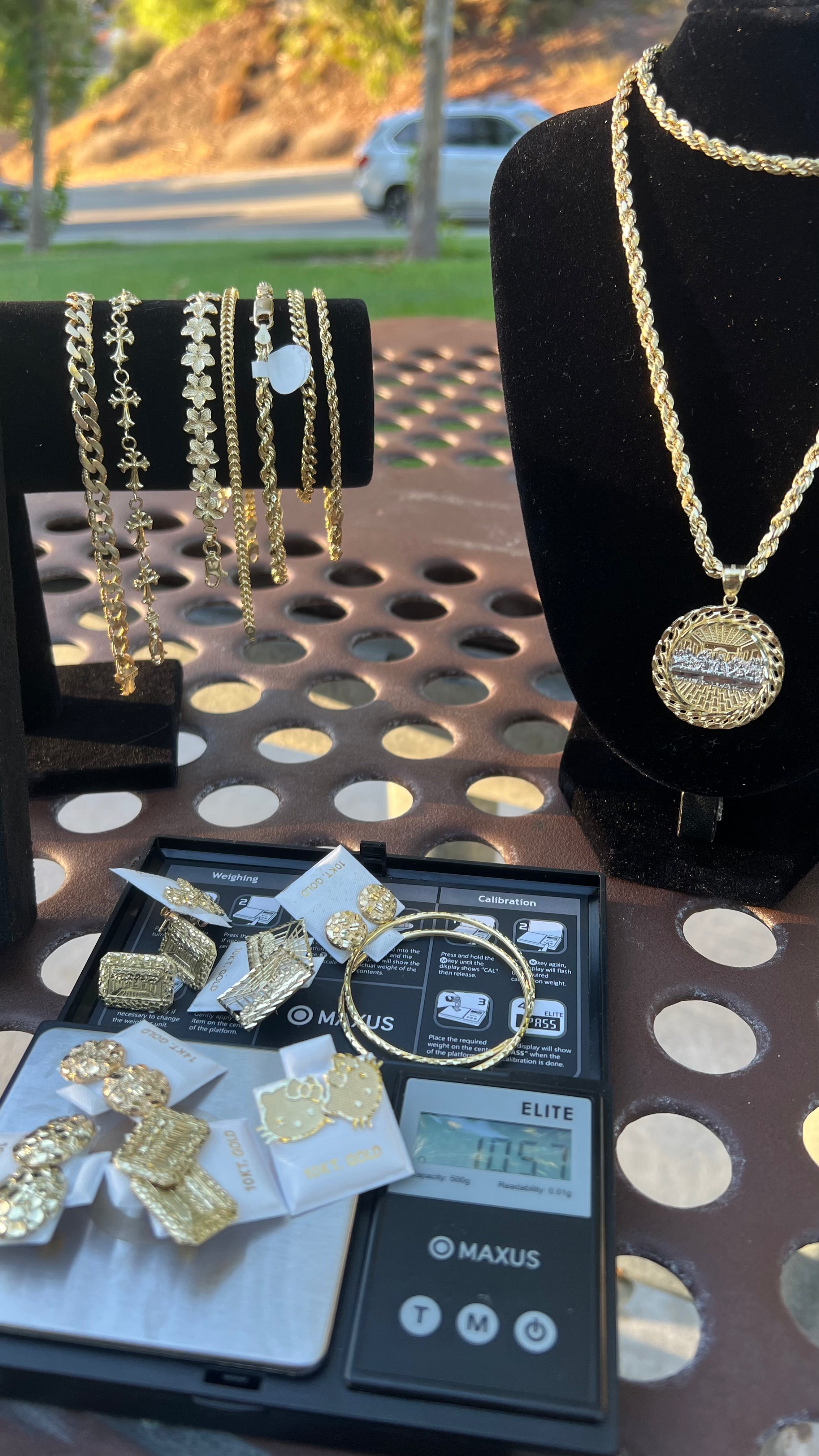 10kt Gold