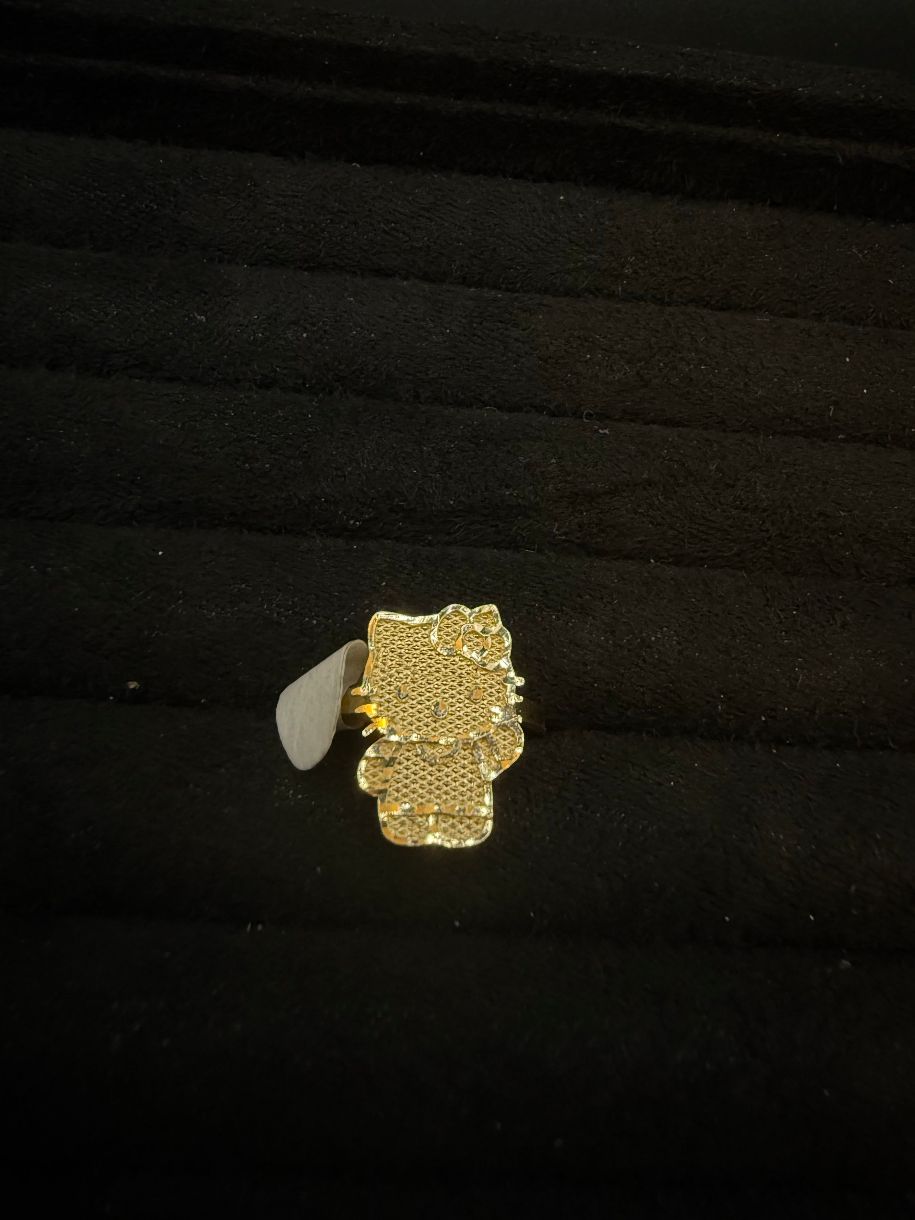 Hello Kitty Ring
