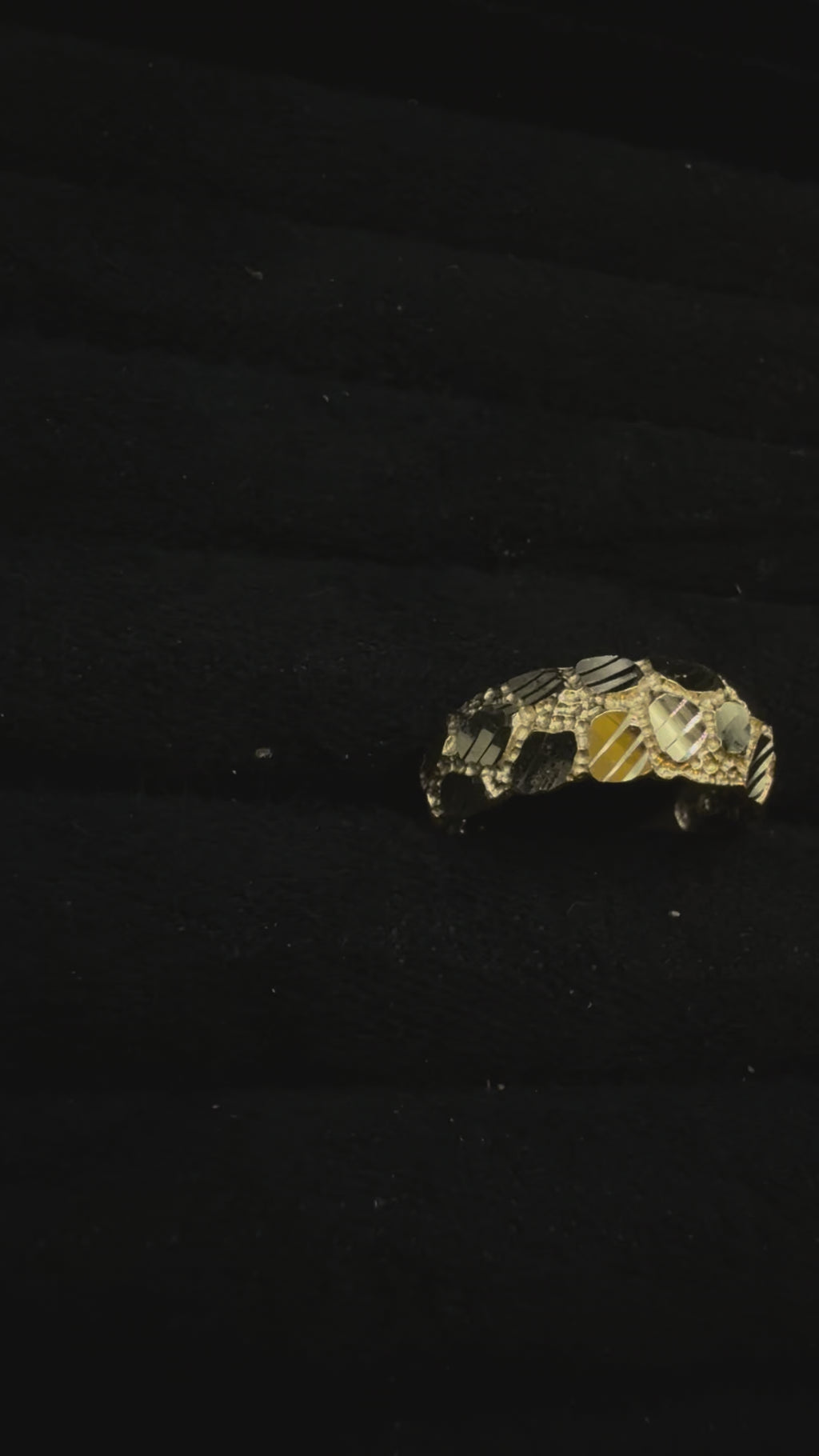 Nugget Band Ring