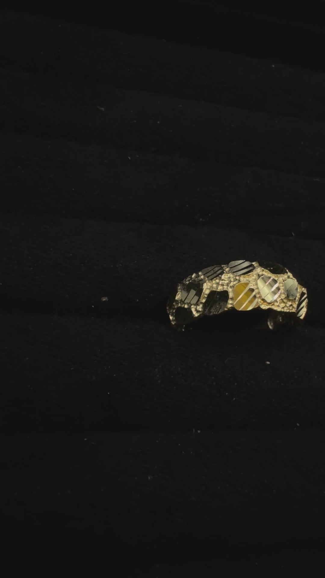 Nugget Band Ring